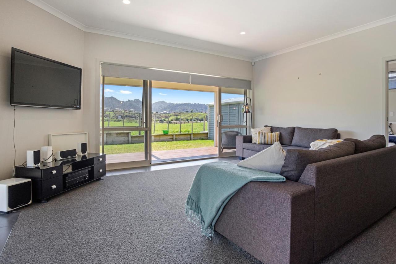 Sky Blue Retreat - Waihi Beach Holiday Home Esterno foto
