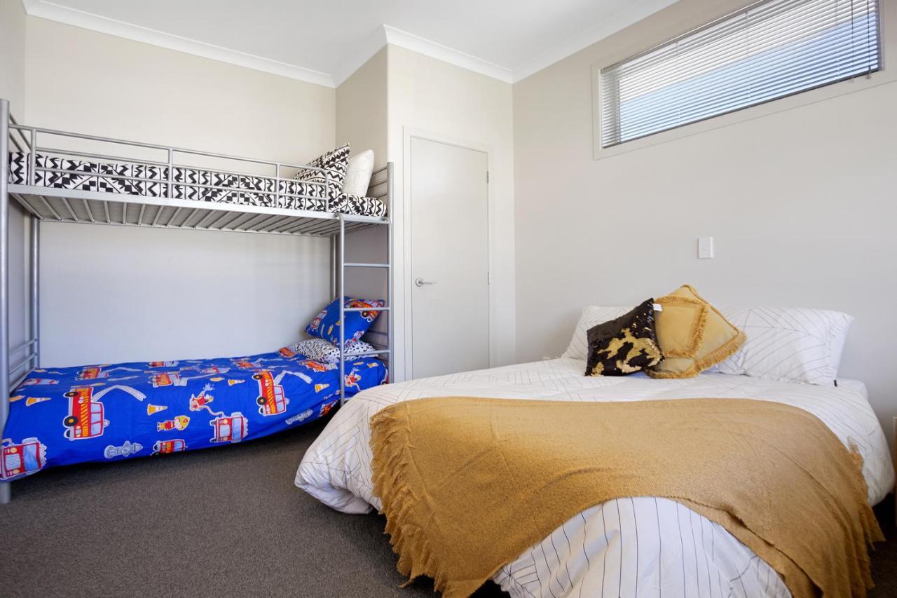 Sky Blue Retreat - Waihi Beach Holiday Home Esterno foto